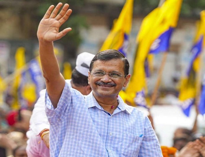 आम आदमी पार्टीकडून २५ उमेदवारांची पहिली यादी जाहीर